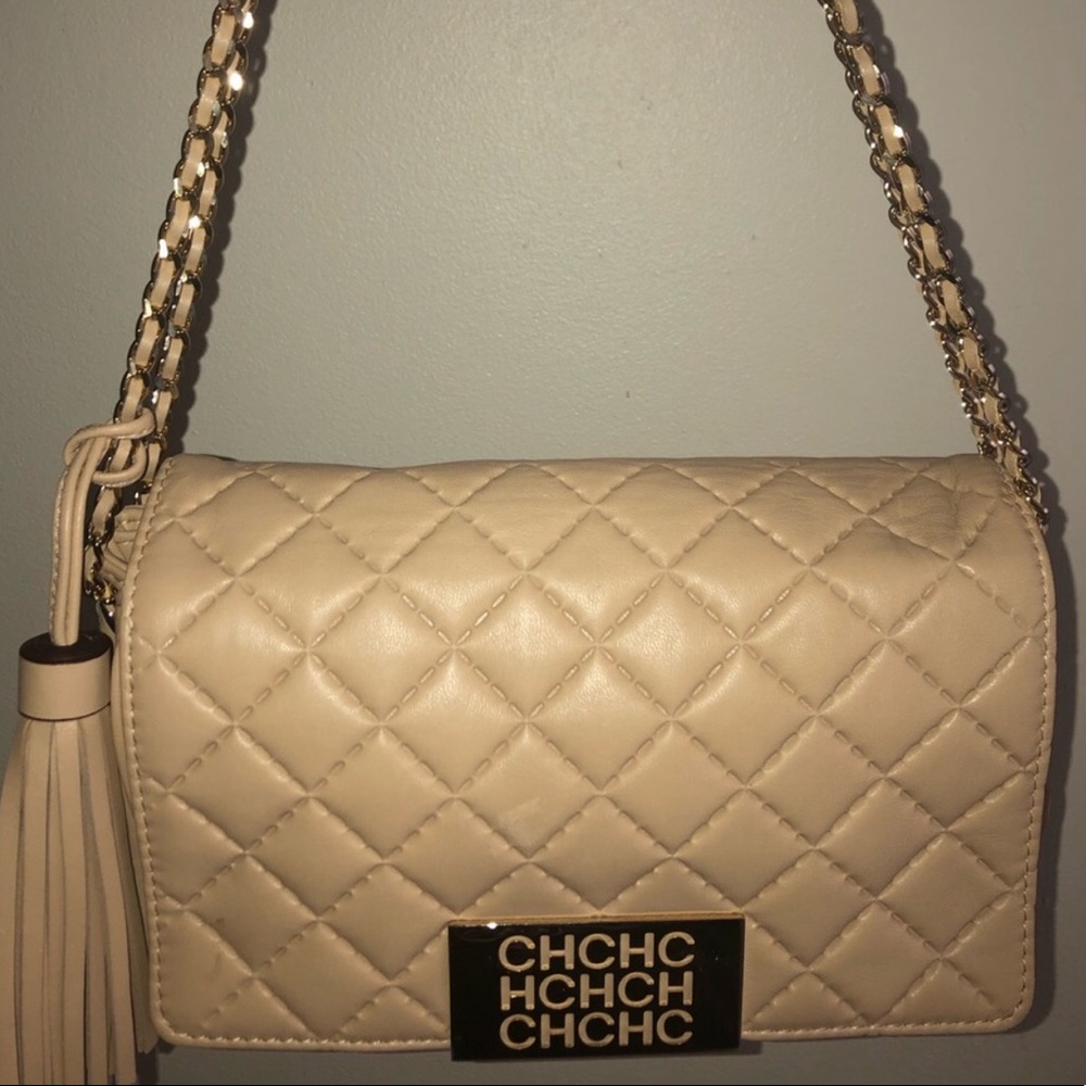 CH nude shoulder bag!